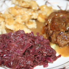 Braised Red Cabbage with Red Onion and Apples