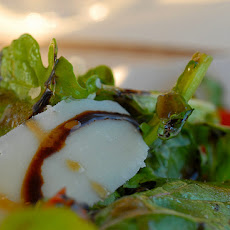 Fennel, Mushroom and Arugula Salad With Seared Scallops