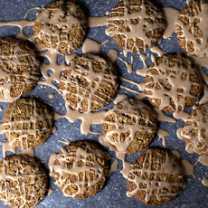 Iced Oatmeal Cookies