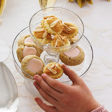 Almond-Meringue Cookies