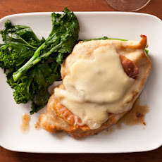 Pollo alla Valdostana (Chicken with Prosciutto and Fontina Cheese) Recipe