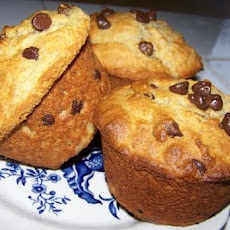 Moist Banana Chocolate Chip Muffins