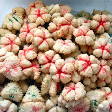 Fruity Spritz Cookies made with Jell-O