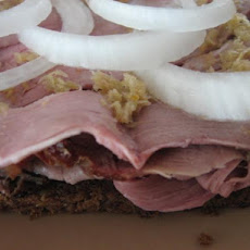 Roast Beef Open Faced Sandwich (Smørrebrød)