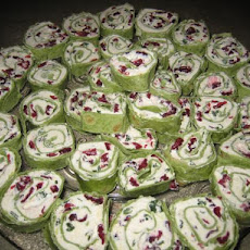 Simple & Delicious Cranberry Cream Cheese Pinwheels
