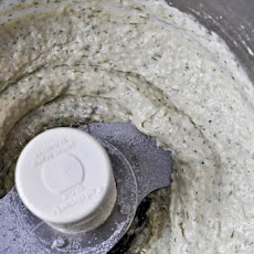 Roasted Garlic and Dill White Bean Dip