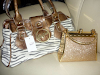 Carteras Cintos Y Billeteras Guess
