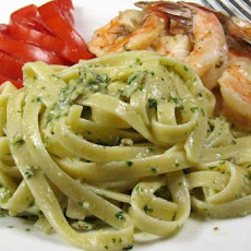 Fettuccine With Pesto Sauce
