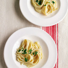 Creamy Fettuccine with Two Cheeses