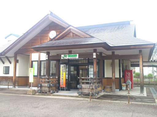 JR羽後境駅