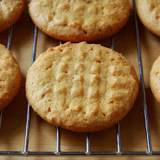 Big Grandma's Best Peanut Butter Cookies