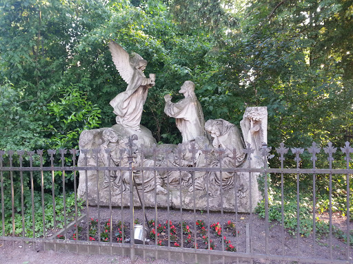Skulptur Kreuzweg Eingang