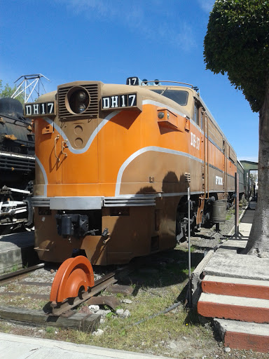 Locomotora Dh17