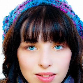 Kelly Greenhaugh by Stefen Dicks - Portrait & People School & Senior ( headshot, school, girl, lady, young, women, portrait )