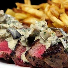 Grilled Filet Mignon with Gorgonzola Cream Sauce