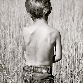 by Julie Zaranek - Portrait & People Children