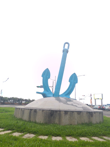 海大 -船錨公共藝術