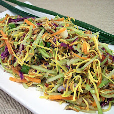 Broccoli and Ramen Noodle Salad