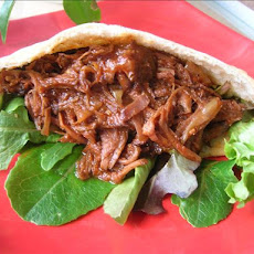 Beef & Onions in Barbecue Sauce