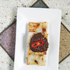 Luo Go Bao (Daikon Cake with Garlic Hoisin Sauce)