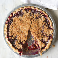 Blueberry Crumble Pie