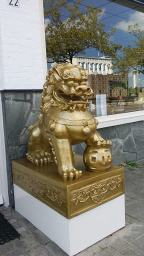Oriental Golden Guardian