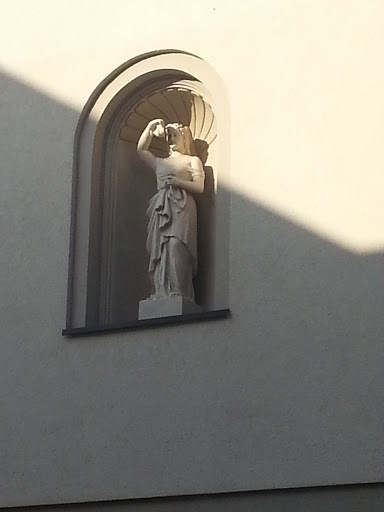 Statue on Wall