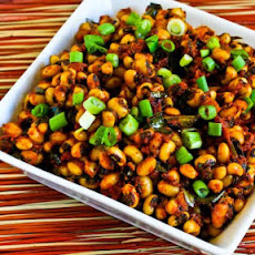 Indian Spiced Black-Eyed Peas with Tomato and Curry Leaves