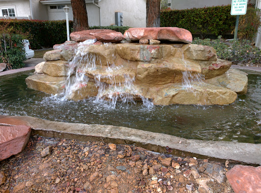 Turtle Creek Fountain