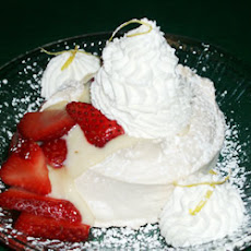 Schaum Torte
