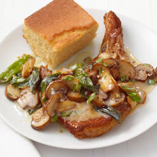 Pork Chops With Mushroom Gravy