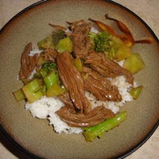 Citrusy Beef and Broccoli Stir-Fry