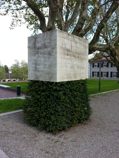 Cubic Sculpture Soldatendenkmal