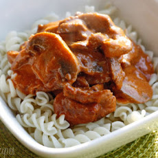 Mom's Beef Stroganoff