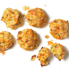 Cheesy Corn Puffs
