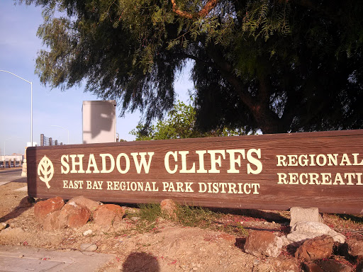 Shadow Cliffs Park