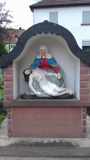 Mutter der Schmerzen, Neuendorf