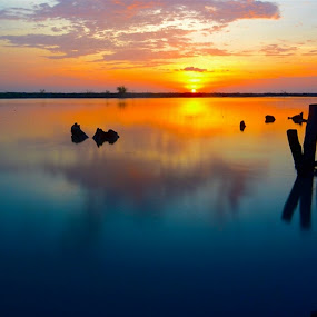  by Eko Janu - Landscapes Waterscapes
