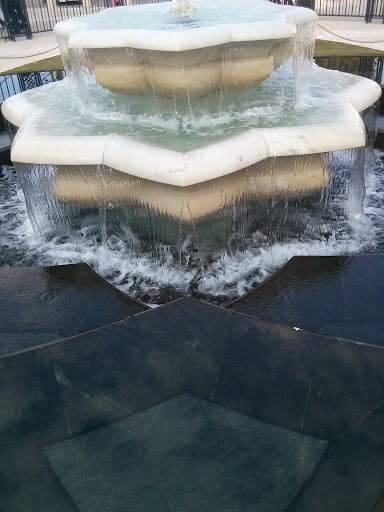 Loyus Fountain