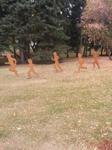Family Jog  Sculptures