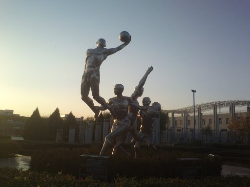 Shuozhou Sports Square the Basketball Sport Statue