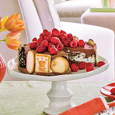 Triple Chocolate-Cookie Trifle Pie