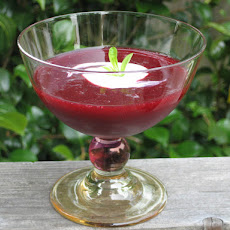 Jewish Plum Soup with Sour Cream