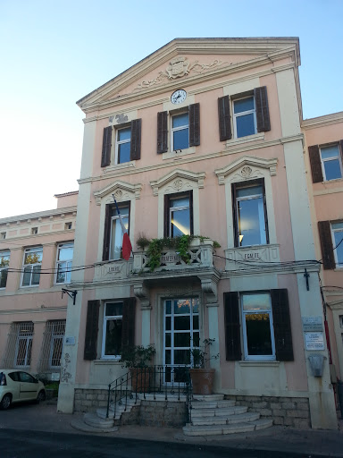 Hôtel De Ville De La Garde - Façade