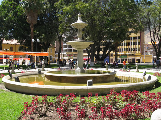 Fuente De Plaza De Armas