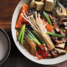 Bulgogi Jungol (Korean Bulgogi Soup)