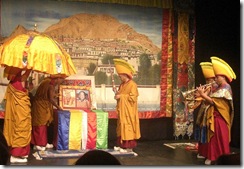 tibetan monks2