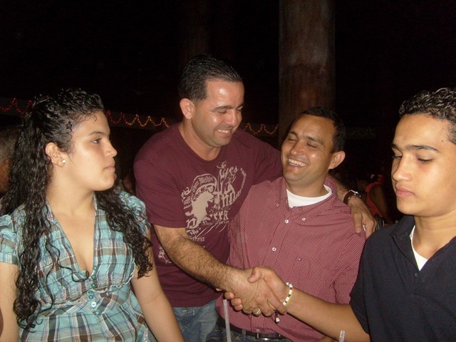 [fiesta 034[2].jpg]