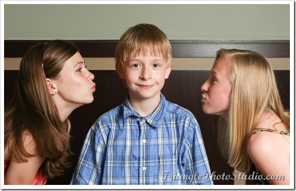 The attack of the teenage girls( Part 1) - by Steve Jackle - Triangle Photo Studio (www.trianglephotostudio.com)