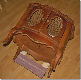 Shabby Table BEFORE